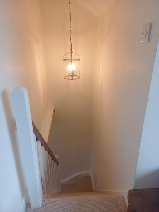 Cosy 2 Bed Cottage Between Snowdonia And The Sea Llandegai Екстериор снимка