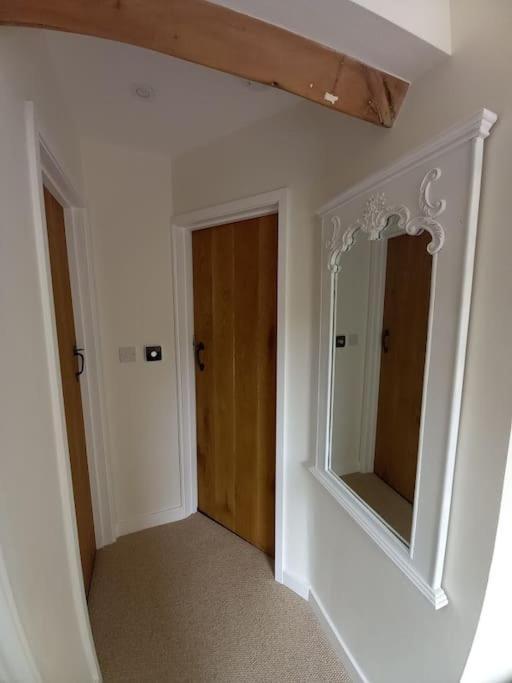 Cosy 2 Bed Cottage Between Snowdonia And The Sea Llandegai Екстериор снимка